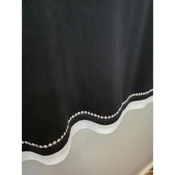 Tanjay Women's Black and White Embroidered Short Sleeve Shirt Size Medium - Picture 7 of 7